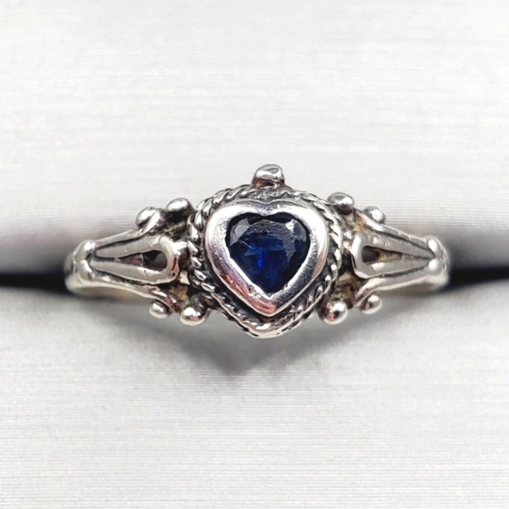 Genuine Blue Sapphire 925 Sterling Silver Heart Bead Rope Halo Ring
